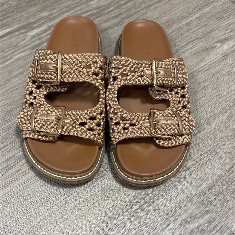 Universal Thread Tan Braided Buckle Slides